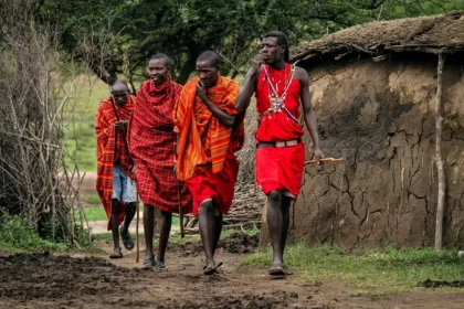 Cultural Hiking Experiences with Local Tribes