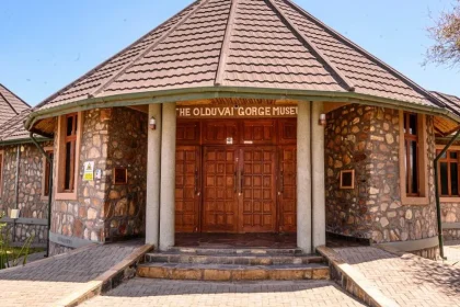 Exploring Olduvai Gorge in a Day