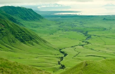 Discover Hidden Lakes on Tanzania Treks