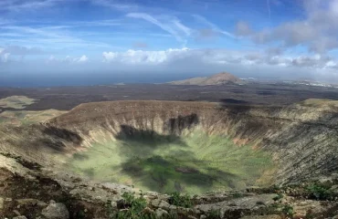 exploring-caldera-landscapes-on-foot Exploring Caldera Landscapes on Foot