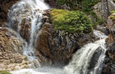 Exploring Sanje Waterfalls in a Day