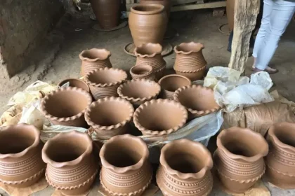 Local Pottery & Handicraft Workshop Tour